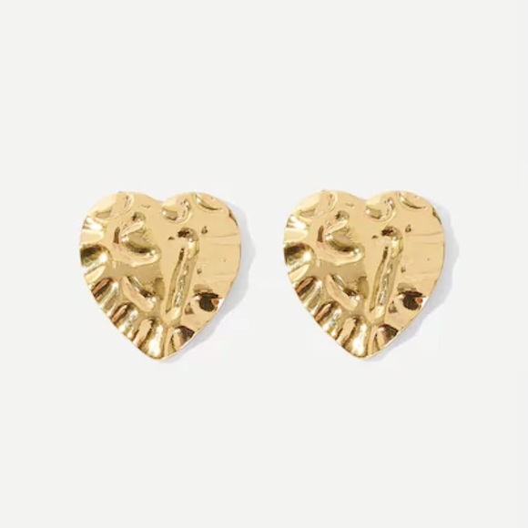 BRAND NEW BEAUTIFUL GOLD HEART STUDS - Picture 2 of 3
